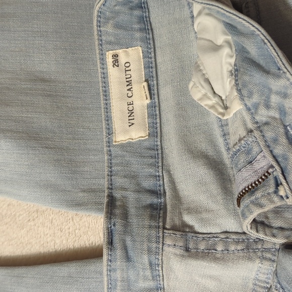 Vince Camuto flare crop jeans - Picture 3 of 4